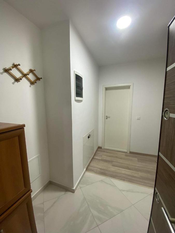 Private Apartments Prishtina Pristina Exteriör bild