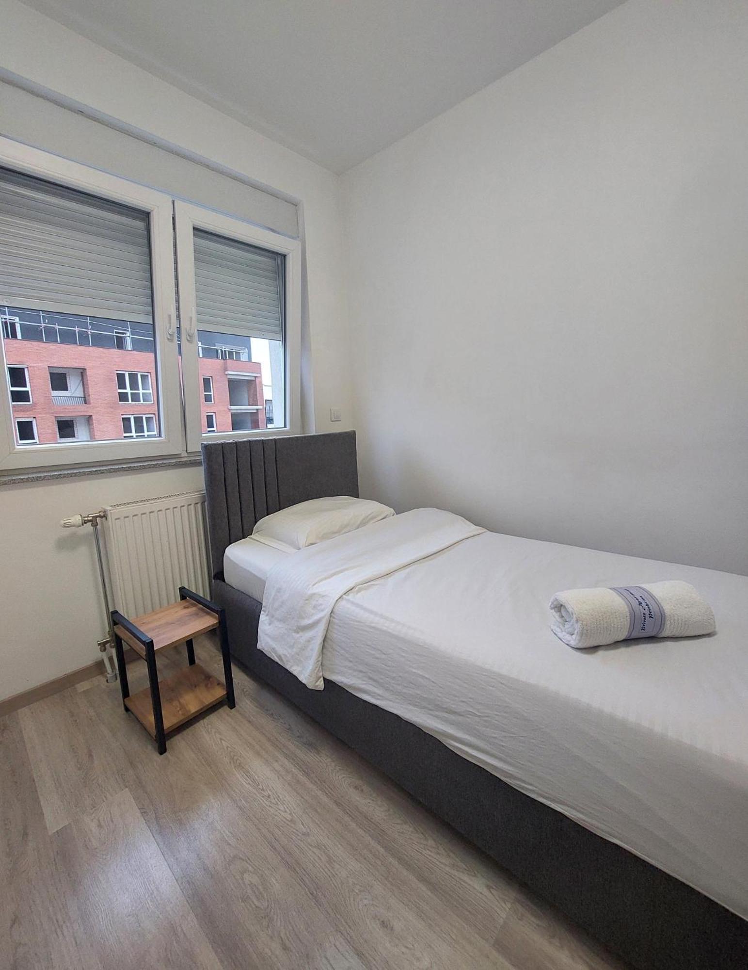 Private Apartments Prishtina Pristina Exteriör bild
